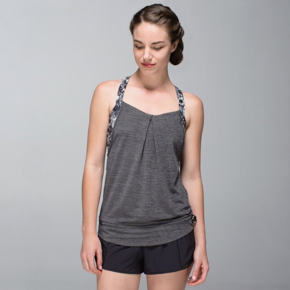 LULULEMON RUN: REST LESS TANK IN HEATHERED BLACK FLOWABUNGA ANGEL WING SIZE 4